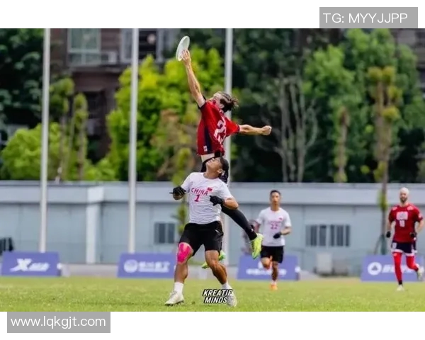 重庆飞盘队的盯防战术解析与实战应用探讨