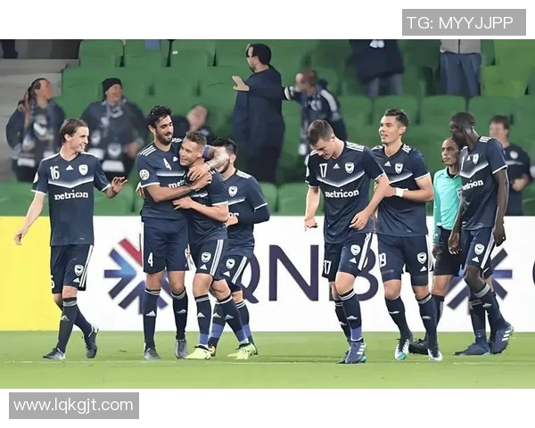 伯顿与考文垂的激烈对决揭示英甲联赛的竞争魅力与未来潜力