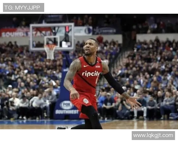 保罗与利拉德对决历史战绩分析及两者球风特点比较