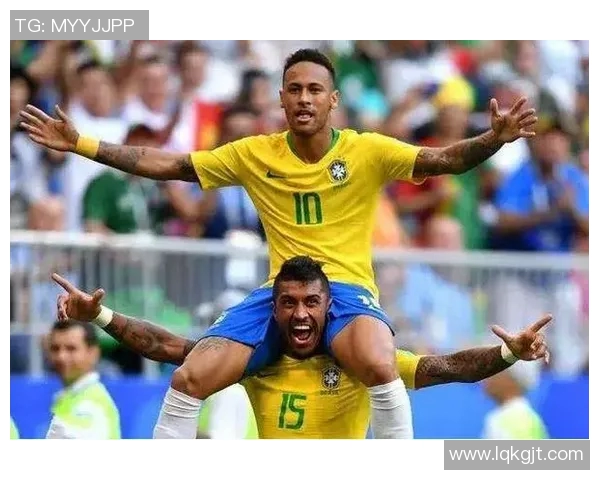 俄罗斯与巴西足球对决分析：历史交锋与战术解析探讨