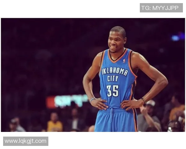 凯文杜兰特的篮球传奇之路与个人成长故事探秘