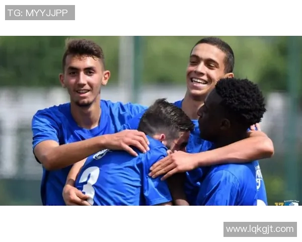 格勒诺布与红星的精彩对决分析及比赛前瞻展望