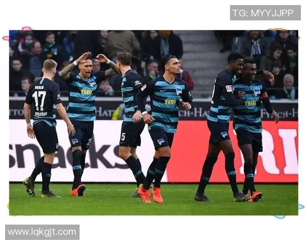 柏林赫塔与汉诺威的对决分析与战术探讨