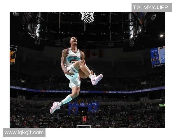 沃克凯斯勒展现卓越篮球才华助力球队争夺季后赛席位