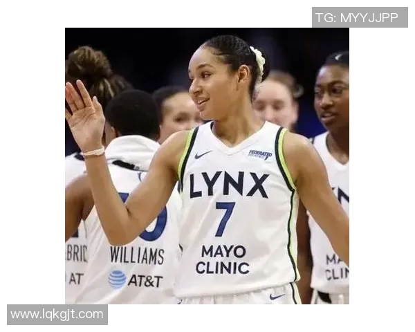 纽约自由女篮迎战天猫队争夺WNBA季后赛关键胜利