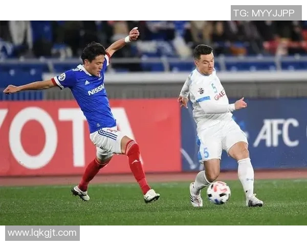 神户胜利与横滨水手1869的激烈对决展现足球魅力与团队精神