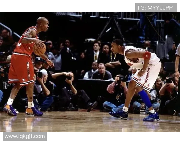 麦迪与勒布朗的巅峰对决历史回顾与球场传奇的交织